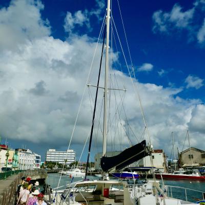 Catamaran Boarding